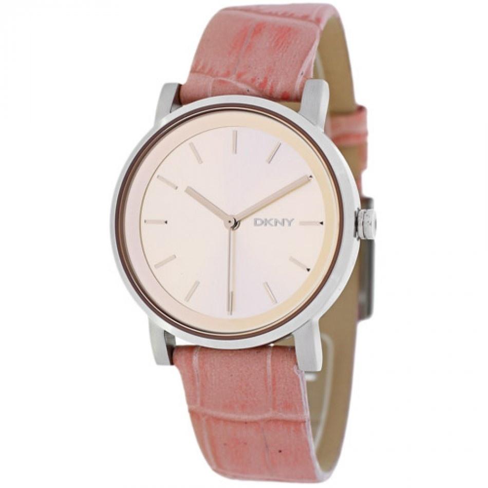 DKNY Women&#39;s NY2242 SoHo Pink Leather Watch